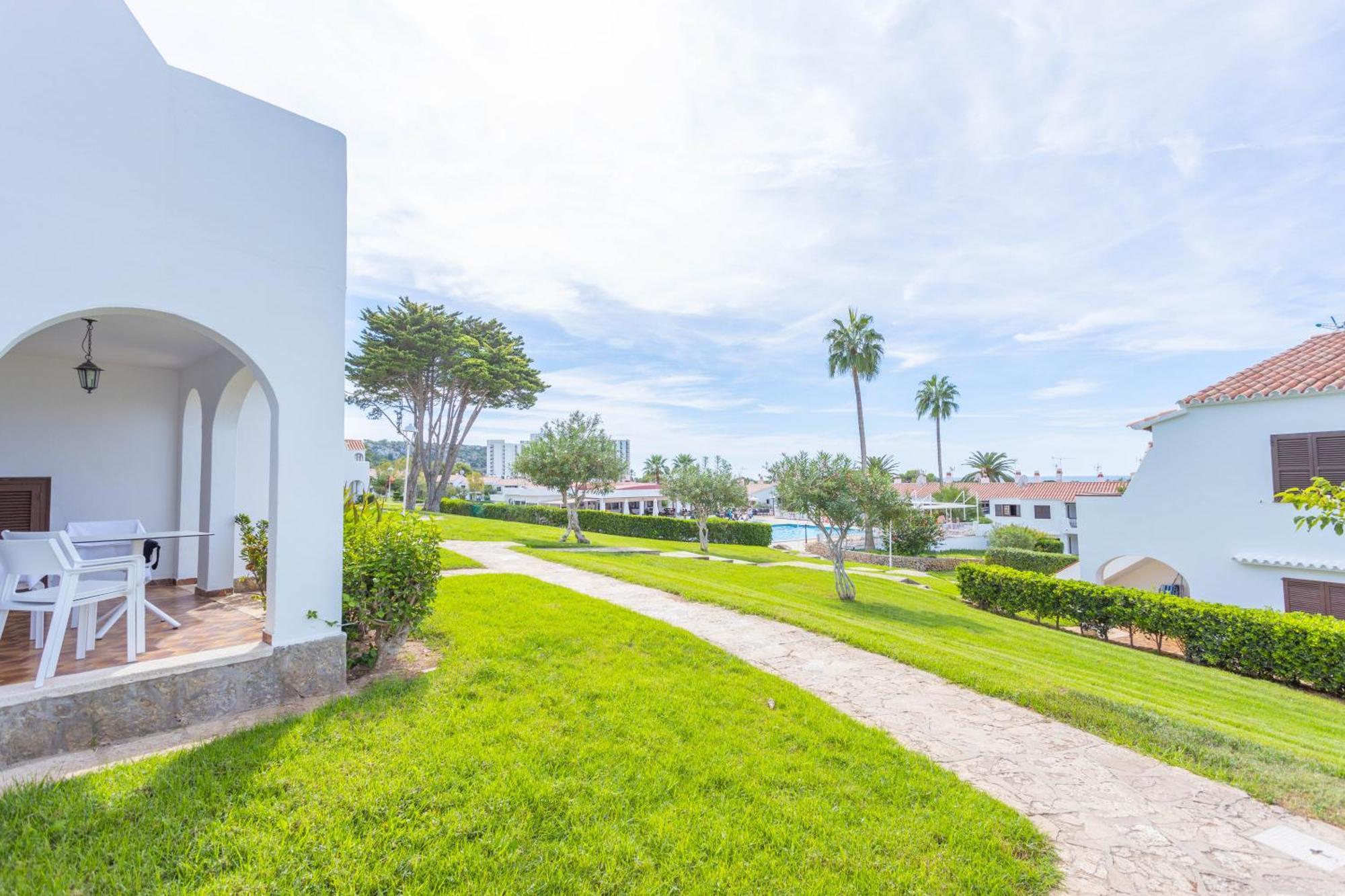 Apartamentos Son Bou Gardens By Menorcarentals Ngoại thất bức ảnh