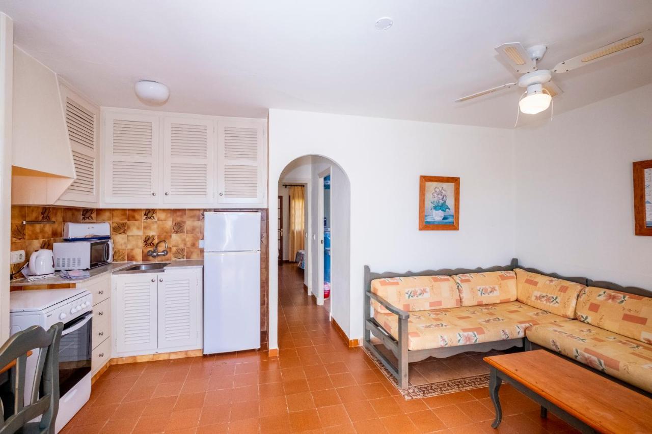 Apartamentos Son Bou Gardens By Menorcarentals Ngoại thất bức ảnh